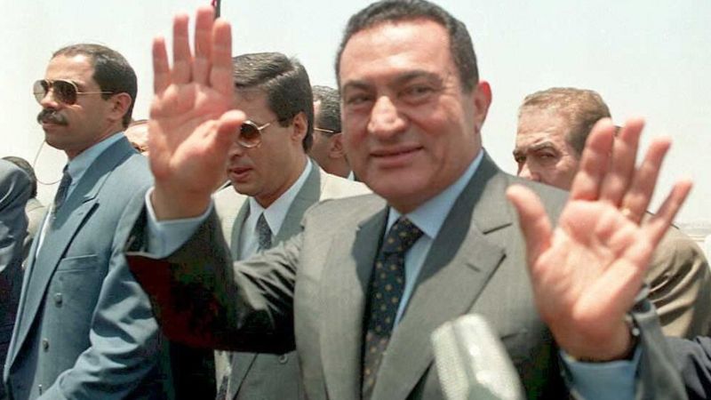 فاروق حسني: الرئيس مبارك كلمني يوم استقالة الحكومة بسبب ثورة يناير