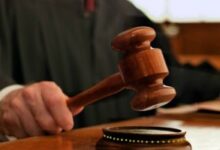 خدعة العذر الطبي تنتهي بالبراءة.. كواليس محاكمة محامٍ وسيدة عربية في الإسكندرية