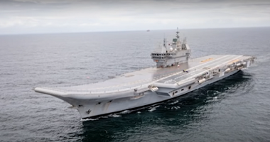 تعرّف إلى حاملة الطائرات “لينكولن” وقدراتها الضاربة