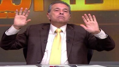 رسالة غامضة من توفيق عكاشة بشأن شيرين عبدالوهاب