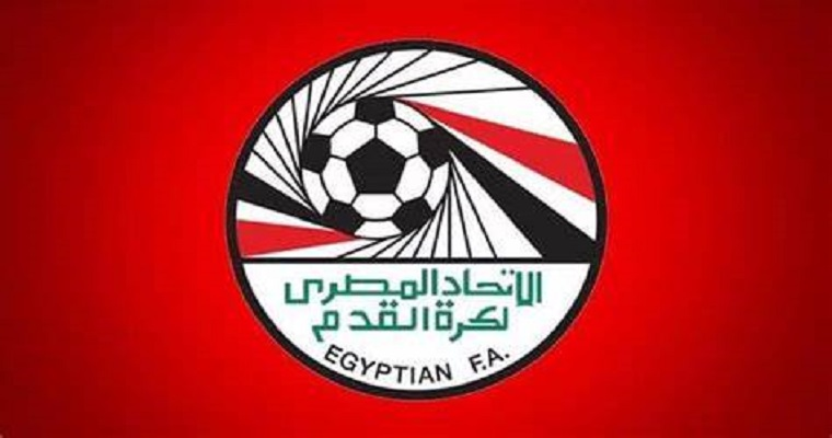 اتحاد الكرة يقرر إيقاف حكــام مباراة طنطا والاتصالات