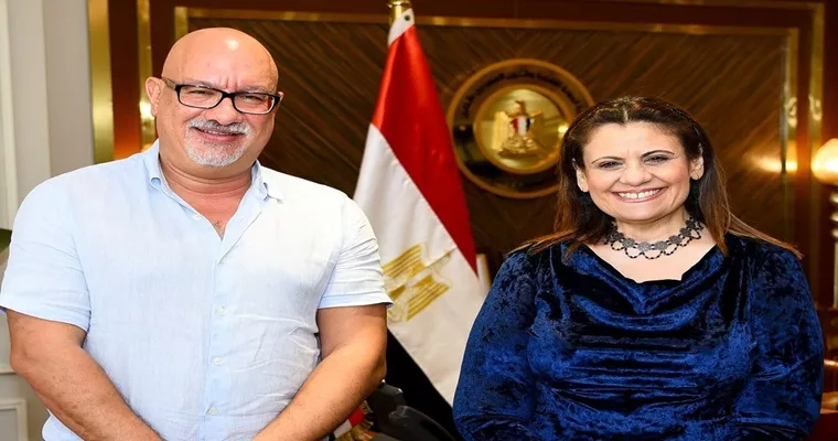 وزيرة الهجرة تستقبل عازر ساويرس المصري الفنلندي لبحث فرص الاستثمار في مصر