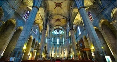 كنيسة سانتا ماريا دل مار برشلونة اسبانبا