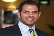 مات بلدغة نحلة أثناء المباراة.. من هو الملياردير صاحب إمبراطورية قطع غيار السيارات؟