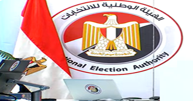 ابن أحد المرشحين يقتحم لجنة ويحطم صناديق الاقتراع.. عاجل