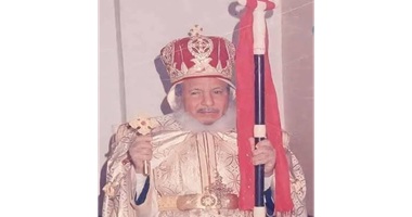 سيرة العظيم القديس الحنون الانبا مكاريوس حبيب المسيح فى عيد نياحتة